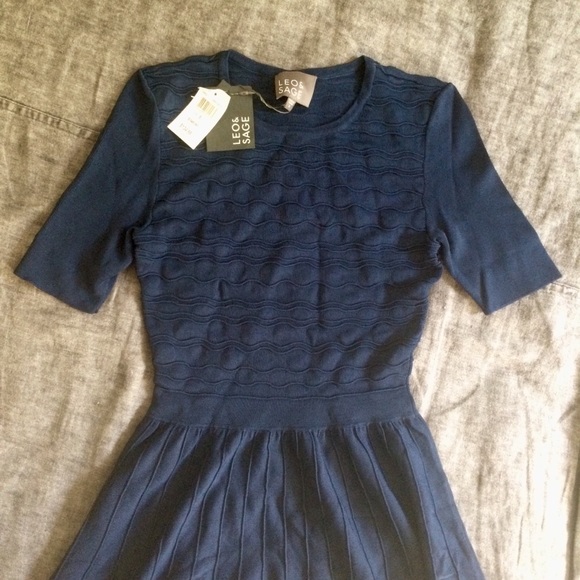 Leo & Sage Navy Rayon Crew Neck A-Line Dress - Picture 2 of 7